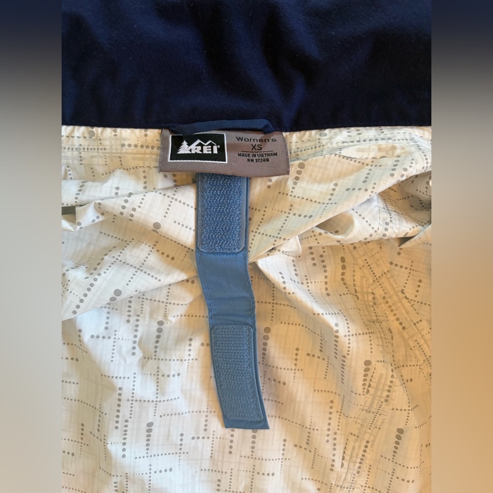 REI waterproof windproof jacket womens XS - Picture 6 of 12